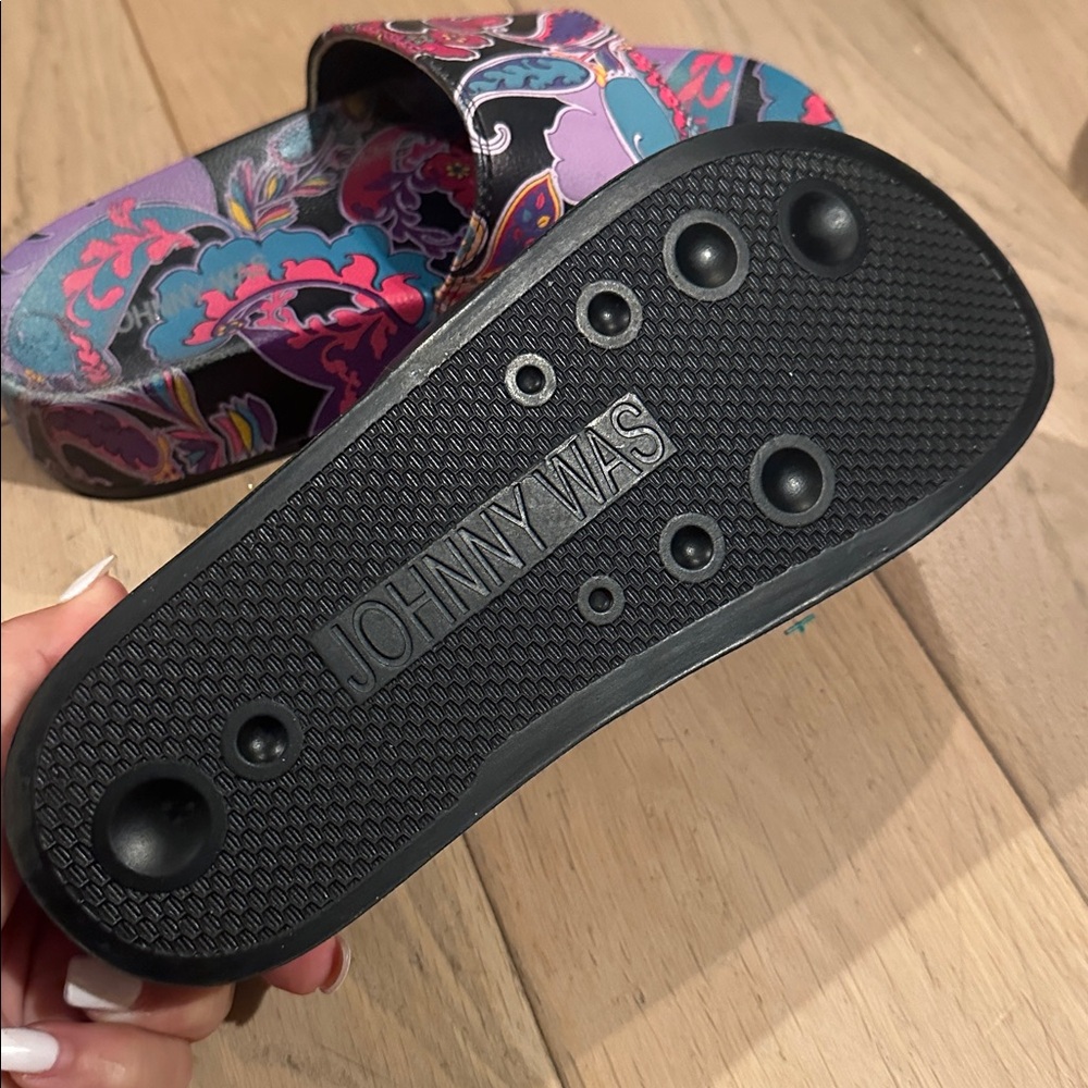 Johnny Was Fatima Platform Pool Slides! Size 6.5 - Picture 9 of 11